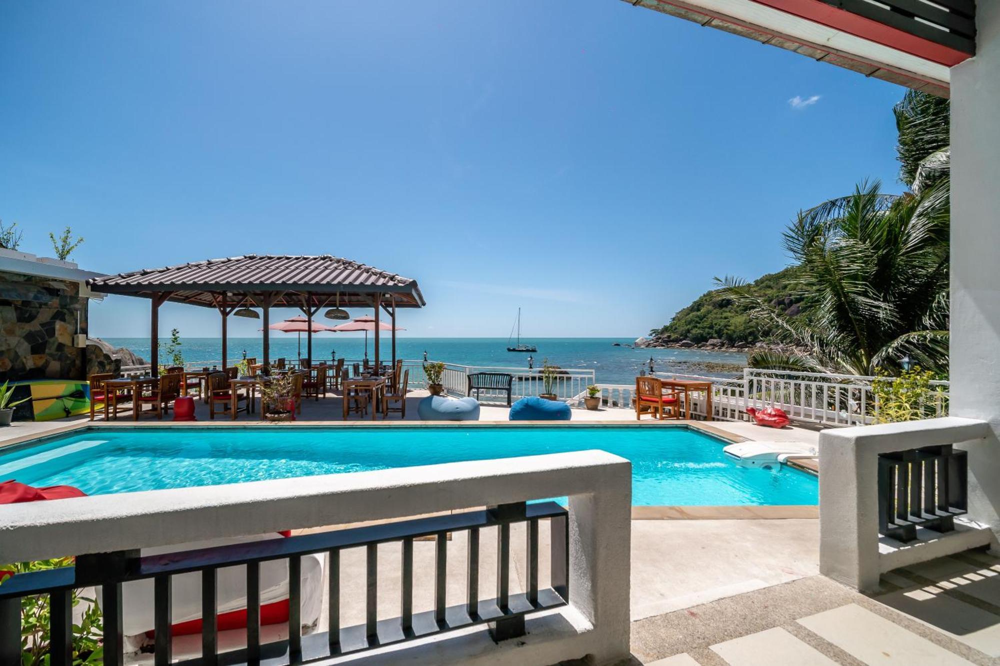 Crystal Bay Beach Resort Lamai Beach  Exterior photo